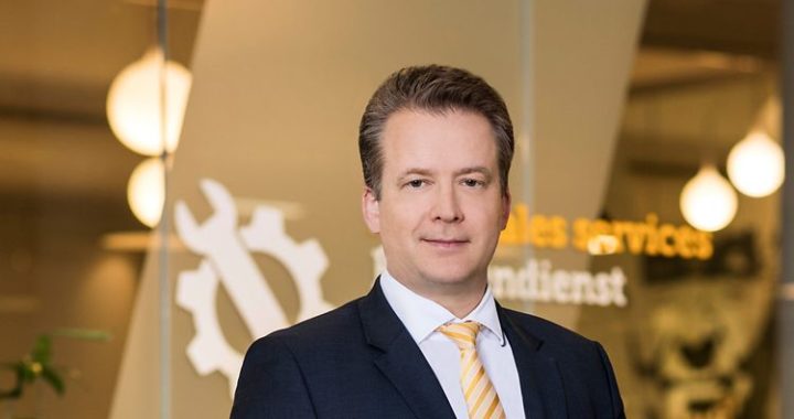 Dr Lars Brzoska